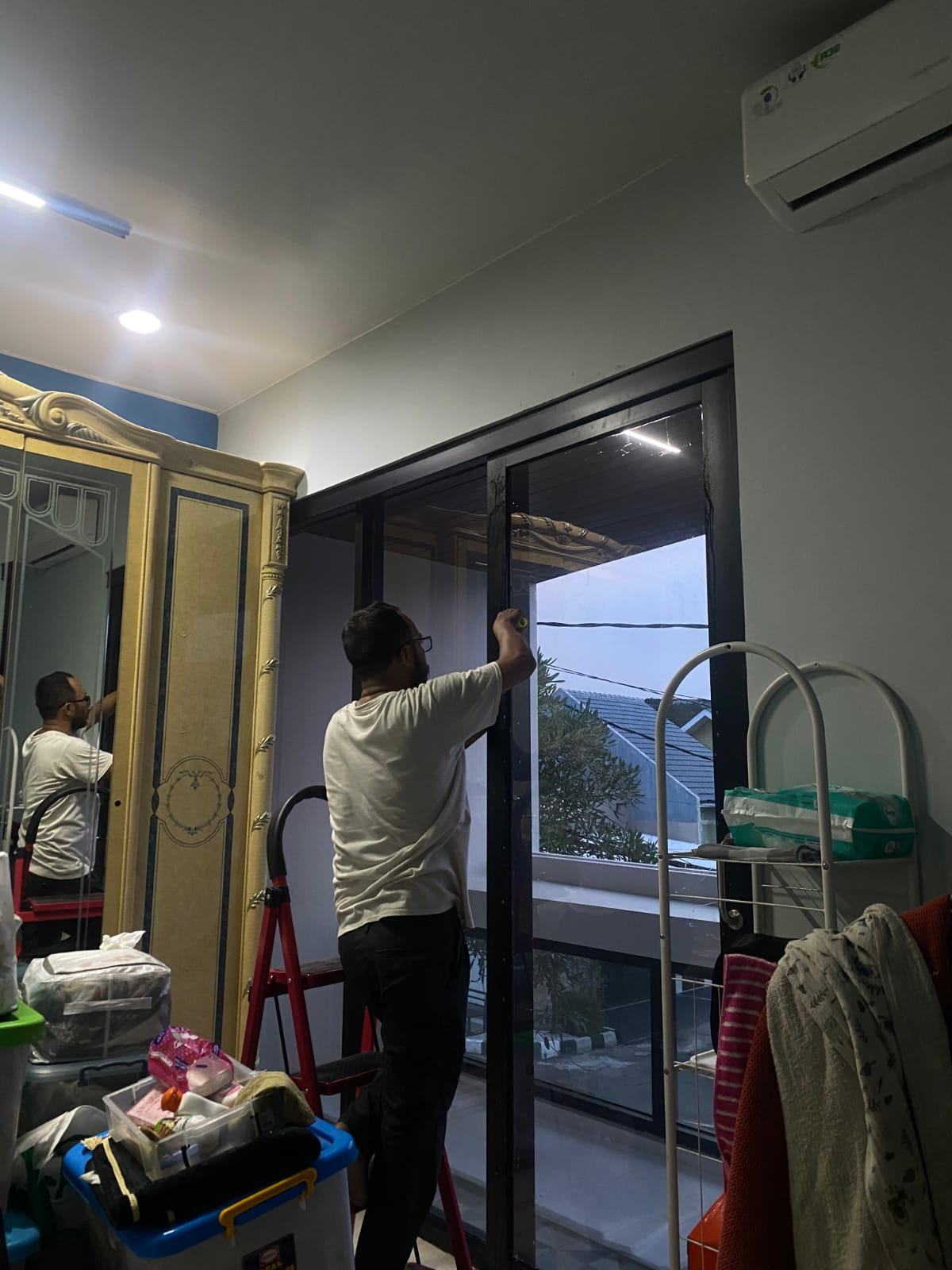 Kaca Film Tolak Panas